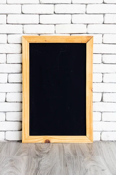 Kara tahta kavram ve grafik kaynak için çeşitli kılavuz fikirleri yazmak için boş alana sahiptir.