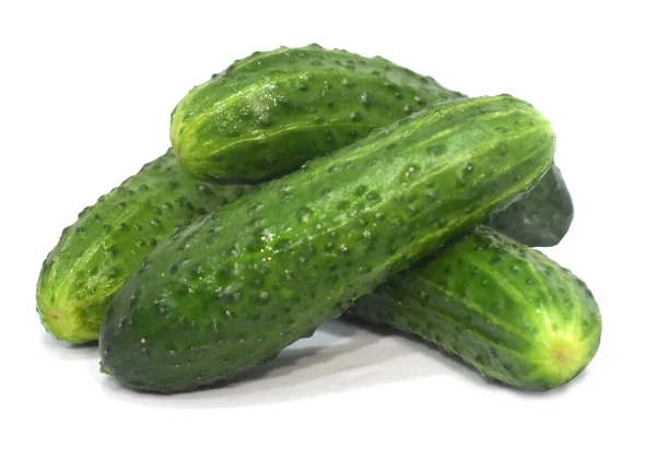 Komkommers Geïsoleerd Witte Achtergrond — Stockfoto