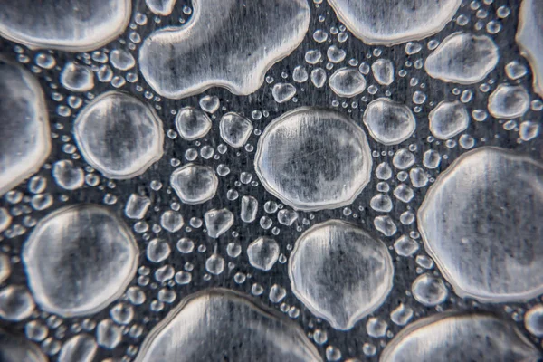 Gotas de água em metal — Fotografia de Stock