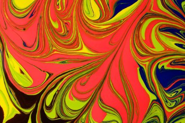 Renkli mermer ve sıvı elementlerle soyut arkaplan