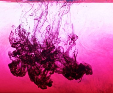 Sudaki mürekkep, soyut renk patlaması