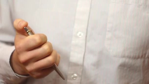 Close Man Hand Clicking Pen Nervöser Geschäftsmann Gestresster Student Ärgerliche — Stockvideo