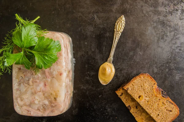 Aspik Fleisch, kalte Vorspeisen — Stockfoto