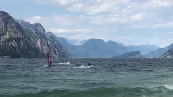 Lago Garda Luglio 2019 Video Kitesurf Windsurf Sul Lago Garada — Video Stock