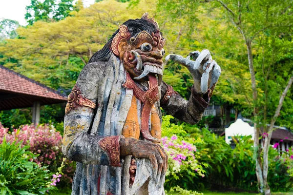 Statue at Tirta Gangga Water Palace in East Bali, Indonesia — Stock Photo, Image