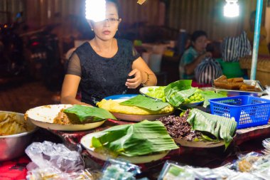 Gianyar Eyaleti'ndeki Gianyar Gece Pazarı, Bali, Endonezya