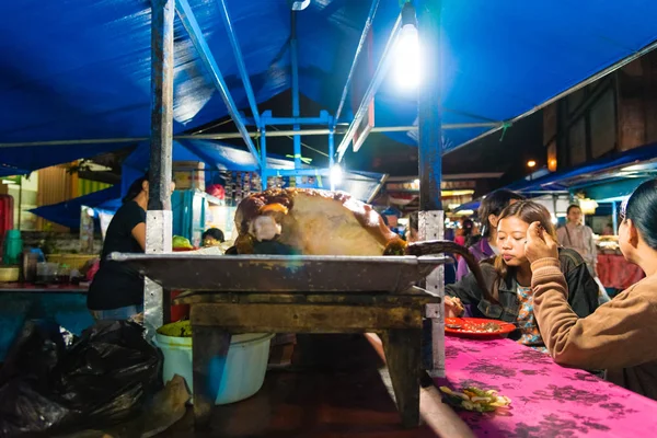 Gianyar Night Market in Gianyar province, Bali, Indonesia — Stock Photo, Image