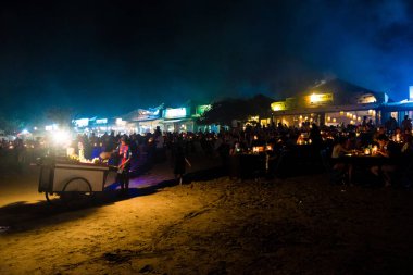 Sea food restoranlar Bali, Endonezya Jimbaran sahilde
