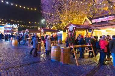 Noel pazarı Düsseldorf şehir '