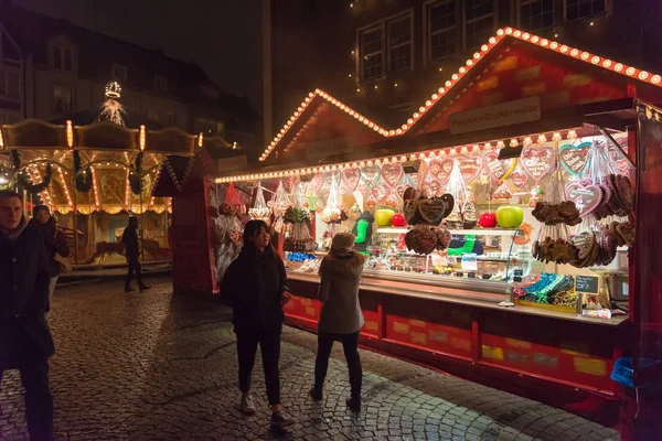 Mercado de Natal na cidade de Dusseldorf — Fotografia de Stock