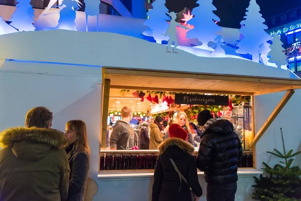 Kerstmarkt in de stad Dusseldorf — Stockfoto