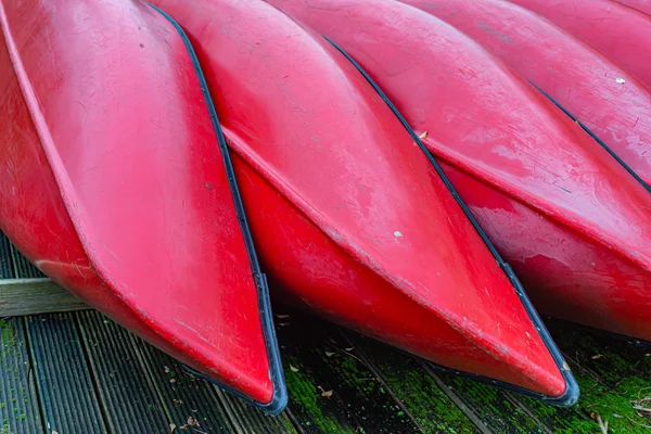 Group of canoes and rental kayak on the canal shore in Zoeterwou — Stock Photo, Image