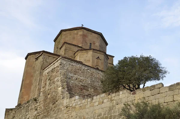 Jvari, Gürcistan'daki Manastırı