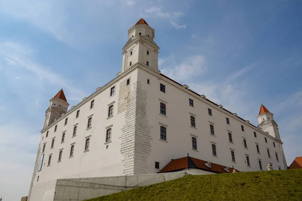 Главный Древний Замок Братиславы Столицы Словакии — стоковое фото