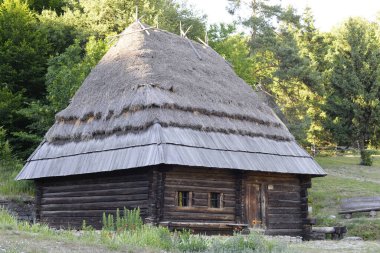 Ukrayna Karpatya geleneksel evi, Pirogovo
