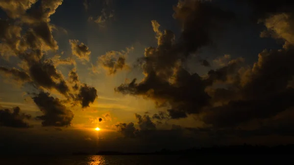 Время Захода Солнца Над Морем — стоковое фото