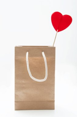 Kalp hediye torbasında bir çubukta