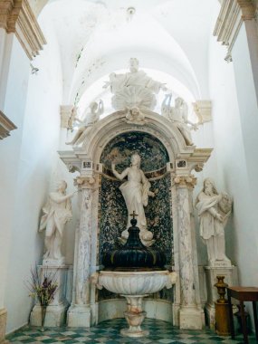 Dubrovnik, Hırvatistan, tarihi kent merkezine, kilisede fotoğraf.