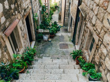 Dubrovnik'in tarihi kent, Hırvatistan. Şehrin sokakları görünümlerini içinde bir