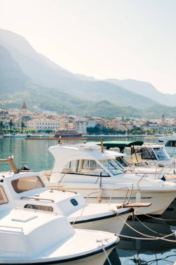 Tekne rıhtım, Makarska şehir