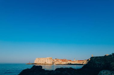 Dubrovnik'in tarihi kent, Hırvatistan. Şehrin sokakları görünümlerini içinde bir