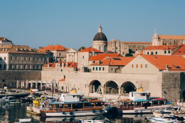 Dubrovnik'in tarihi kent, Hırvatistan. Şehrin sokakları görünümlerini içinde bir