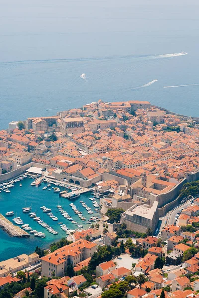 Pemandangan Dubrovnik Old Town dari dek observasi — Stok Foto