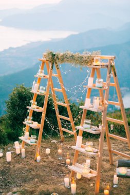 Karadağ'daki düğün. Mount Lovcen, Karadağ düğün kemer.