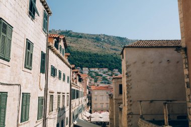 Dubrovnik'in tarihi kent, Hırvatistan. Şehrin sokakları görünümlerini içinde bir