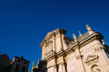 Dubrovnik'in tarihi kent, Hırvatistan. Şehrin sokakları görünümlerini içinde bir