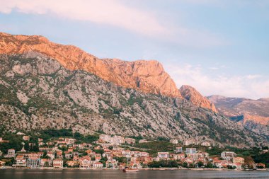 Güzel doğa dağlar manzara