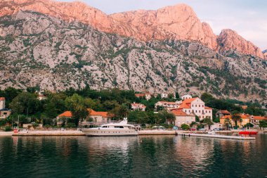 Güzel doğa dağlar manzara