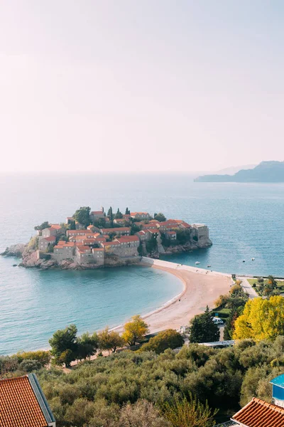 Sziget Sveti Stefan. Panorámás lövés — Stock Fotó