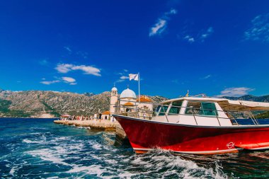 Gospa Adası od Skrpela Boko Kotorsky Körfezi'nde