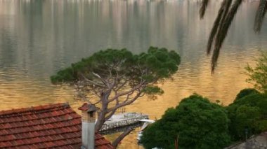 İsa'nın Doğuşu kilise görünümünden Prcanj, Karadağ,