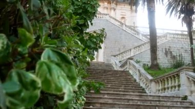 Prcanj, Karadağ, bakire chu Nativity merdiveni