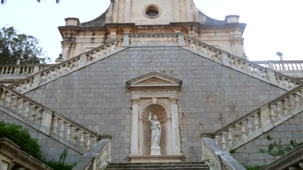 Prcanj, Montenegro Baía de Kotor. Igreja da Natividade de t — Vídeo de Stock