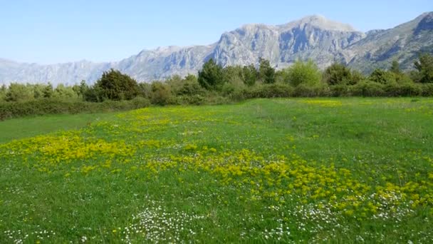 Η θέα από τα βουνά στο Μαυροβούνιο από Fort Gorazde. Kot — Αρχείο Βίντεο