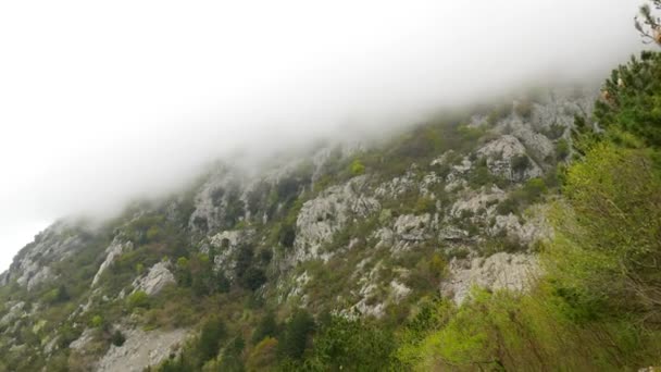 Βουνό ήλιων ημέρα στο Μαυροβούνιο — Αρχείο Βίντεο