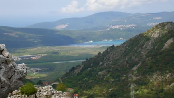 Berg på dagen i Montenegro — Stockvideo