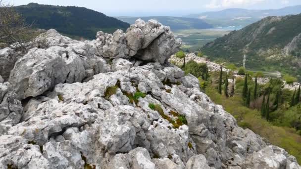 Гора на день в Чорногорії — стокове відео