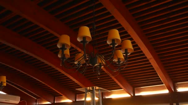 Chandelier in the apartment. A beautiful chandelier on the ceili — Stock Video