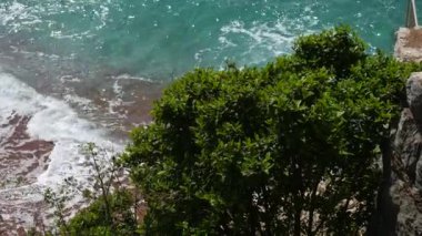 Adanın yakınındaki Hotel Sveti Stefan, özel plaj. Monten