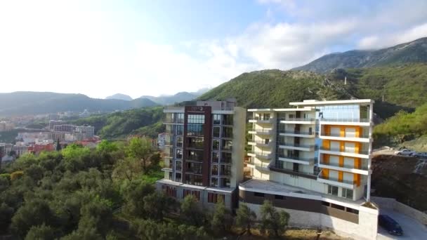 Multi-storey house in the mountains. Montenegrin architecture. P — Stock Video