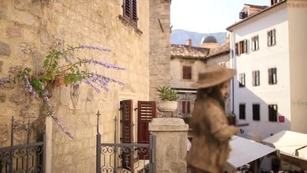 Den gamla staden Kotor. Stadens gator i Montenegro — Stockvideo