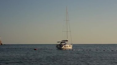 Sveti Stefan Adası, Adriyatik Denizi, Montene yanında yat