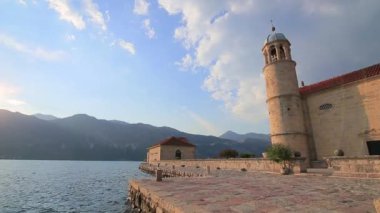 Gospa Adası od Skrpjela, Kotor Koyu'ndaki, Karadağ.