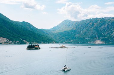 Gospa Adası od Skrpjela, Kotor Koyu'ndaki, Karadağ.