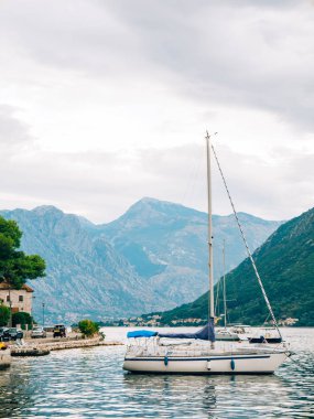 Perast Antik şehir Kotor Körfezi, Monteneg yelkenli