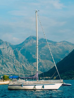 Perast Antik şehir Kotor Körfezi, Monteneg yelkenli